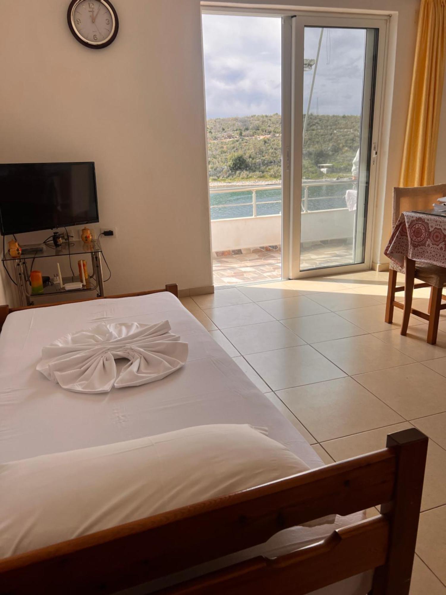 Majki Beach Apartments Sarande Exterior photo