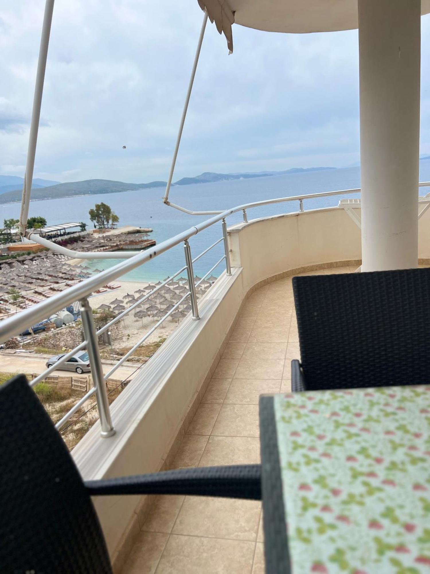 Majki Beach Apartments Sarande Exterior photo